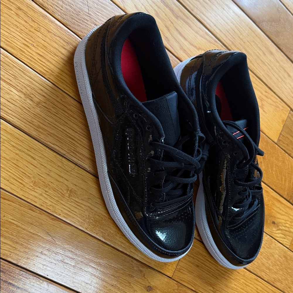 NWOT Reebok Black Patent Low-Top Sneakers with White Sole